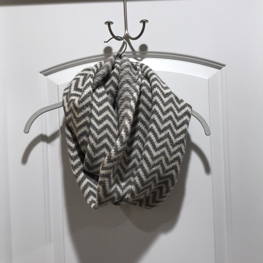 J. Crew white & gray chevron wool infinity scarf